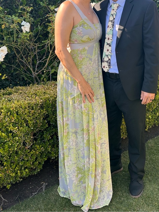 Jessica Simpson Dresses & Skirts - Jessica Simpson Light Green Floral Maxi Dress
